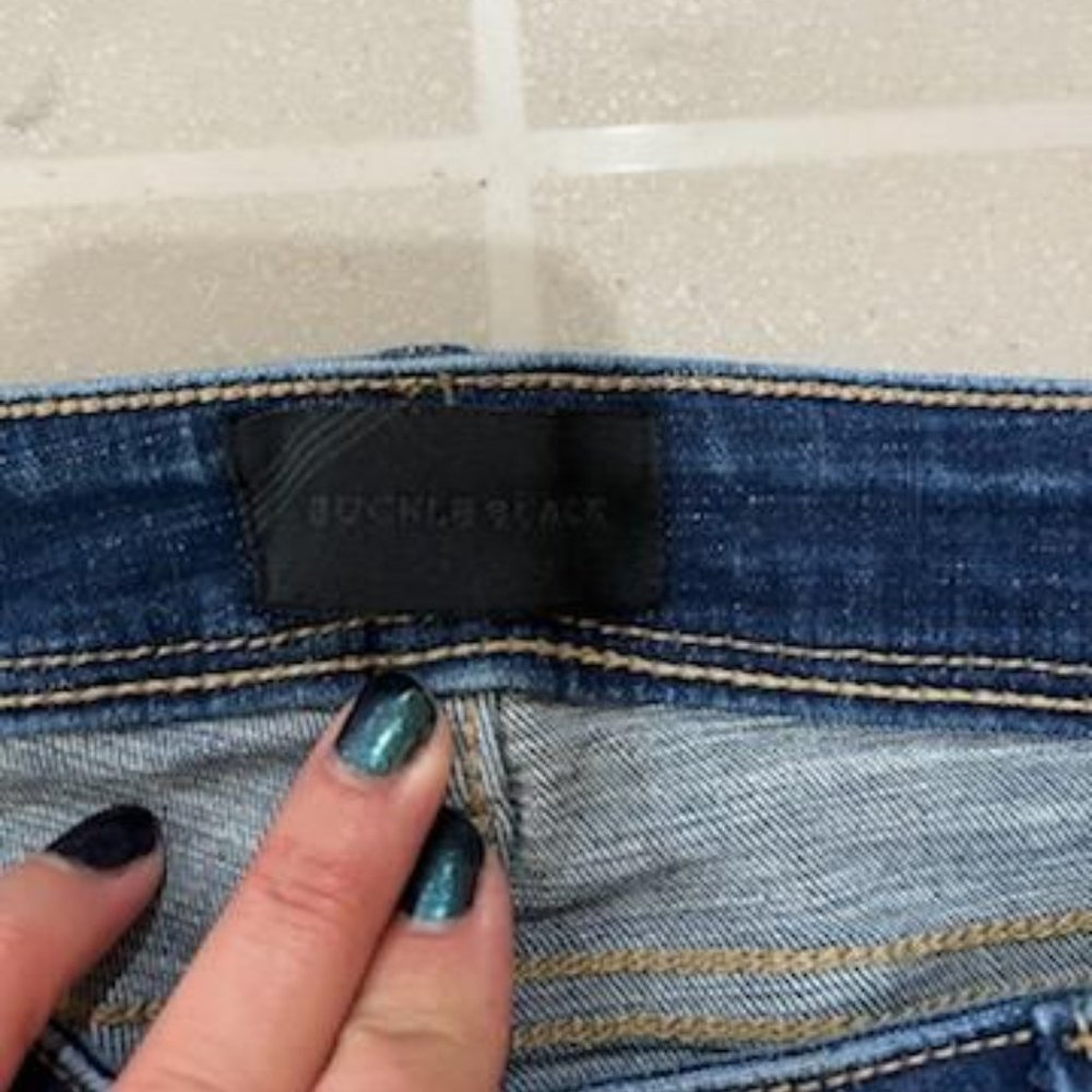 Buckle Black Jeans size 29x30 Fit No 53